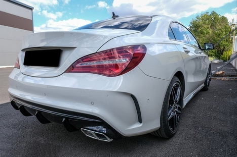 MERCEDES W117 CLA IÇIN UYUMLU CLA 45 GORUNUM DIFUZOR &amp; EGZOZ SETI 16-19 SIYAH EGZOZ ILE